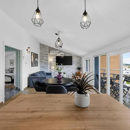Apartman Palmora *